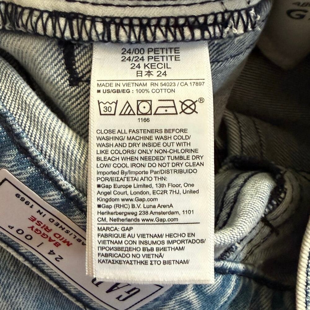 GAP Women's Wide Leg Jeans - Light Blue - Picture 5 of 7